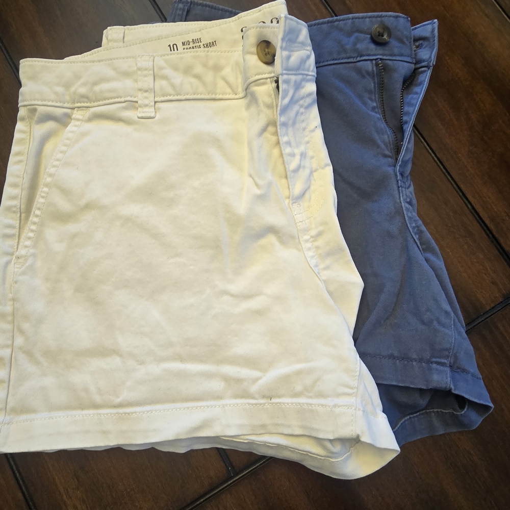 2 a.n.a Mid-Rise Shorts Size 10